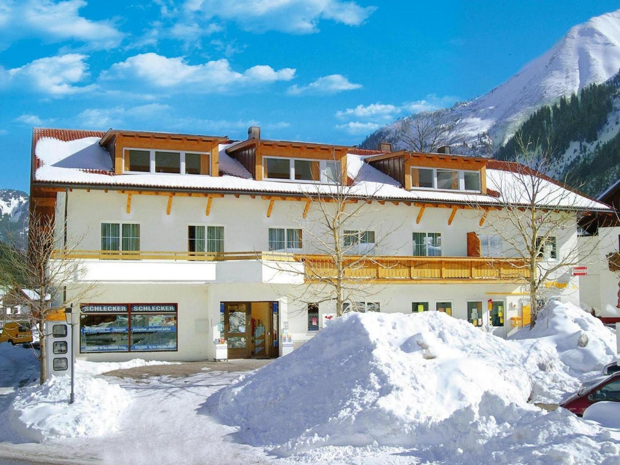 Apartment In Bichlbach With Parking Space Экстерьер фото
